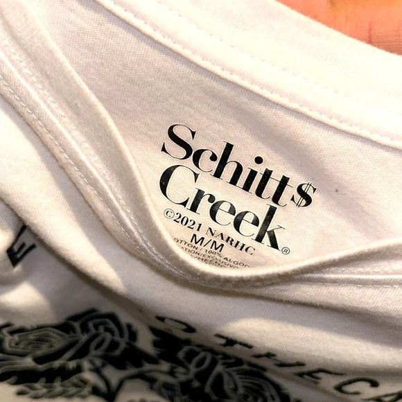Rose Apothecary t-shirt (Schitt$ Creek) - Picture 3 of 4